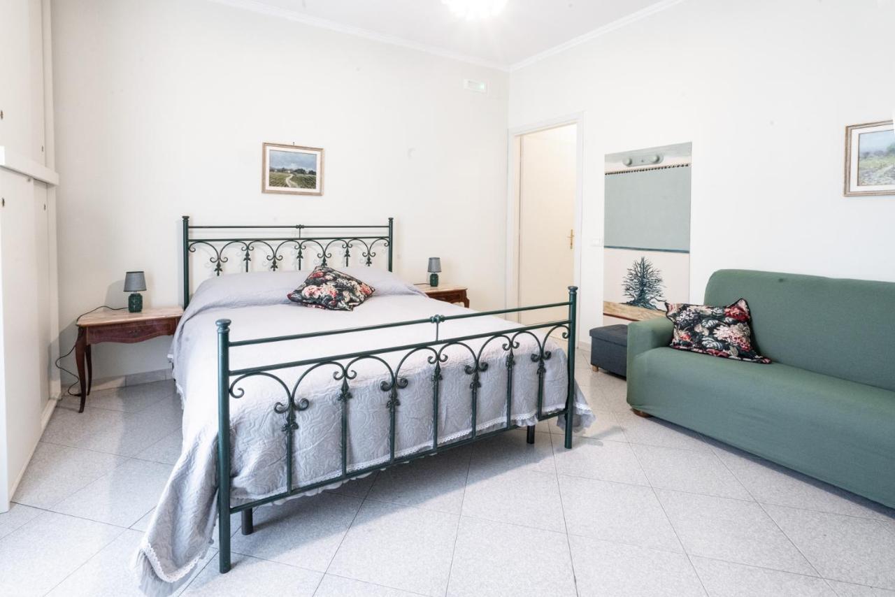 Santa Caterina da Siena B&B Catania Bagian luar foto
