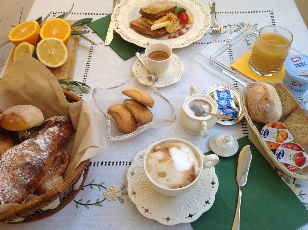 Santa Caterina da Siena B&B Catania Bagian luar foto