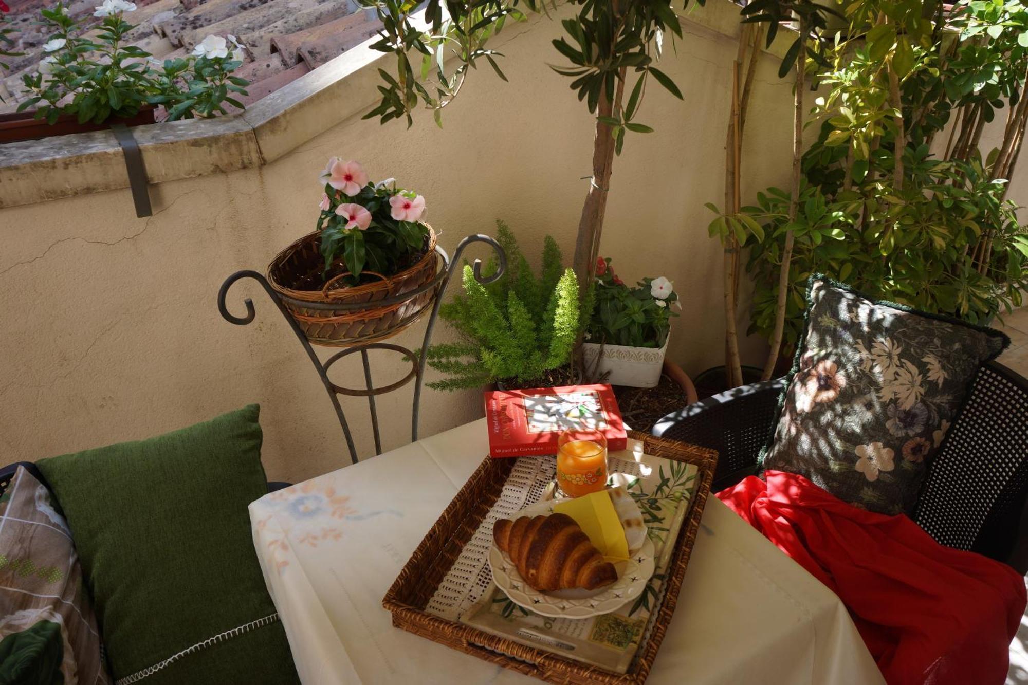 Santa Caterina da Siena B&B Catania Bagian luar foto